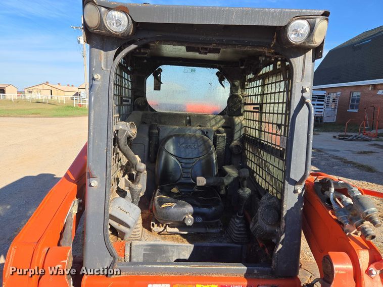 image for item EU3991 2016 Kubota SSV65 skid steer loader
