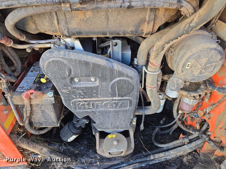 image for item EU3991 2016 Kubota SSV65 skid steer loader