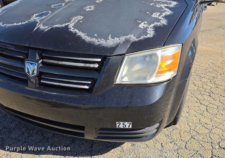 image for item EU3992 2008 Dodge Grand Caravan van