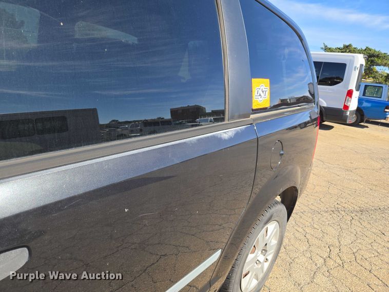 image for item EU3992 2008 Dodge Grand Caravan van