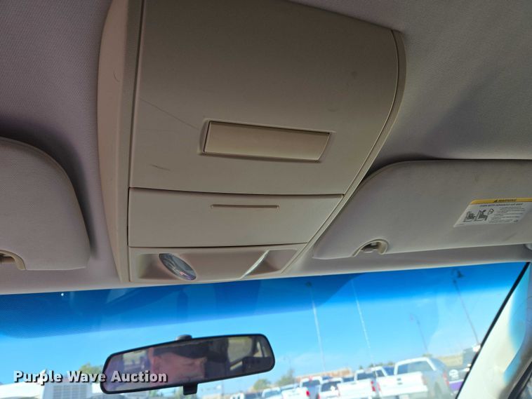 image for item EU3992 2008 Dodge Grand Caravan van