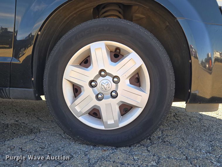 image for item EU3992 2008 Dodge Grand Caravan van