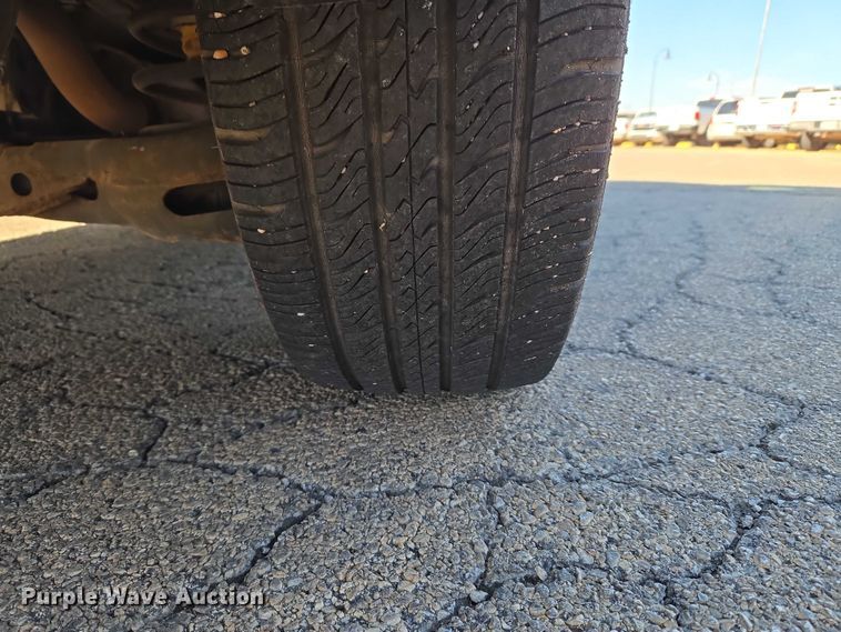 image for item EU3992 2008 Dodge Grand Caravan van