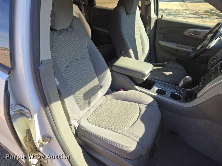 image for item EU3994 2011 Chevrolet Traverse SUV