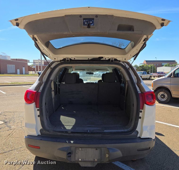 image for item EU3994 2011 Chevrolet Traverse SUV