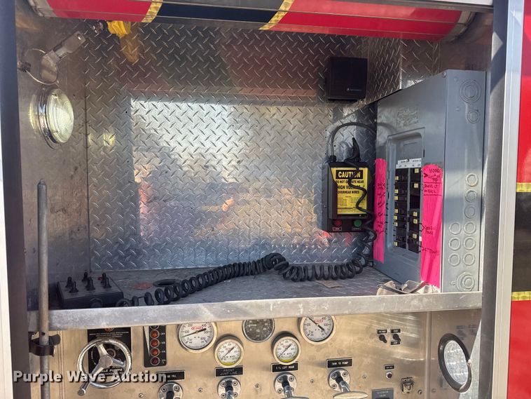 image for item EU4007 1991 Federal Motors  rescue vehicle