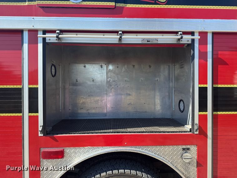 image for item EU4007 1991 Federal Motors  rescue vehicle