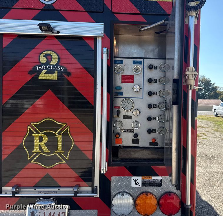 image for item EU4007 1991 Federal Motors  rescue vehicle