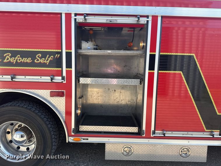 image for item EU4007 1991 Federal Motors  rescue vehicle