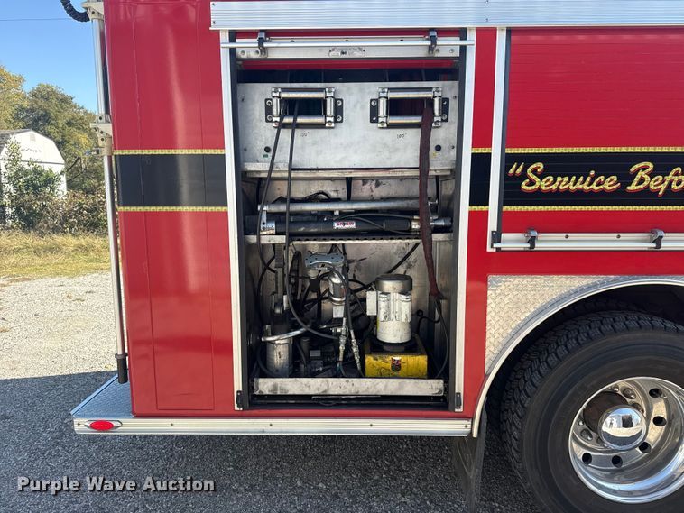 image for item EU4007 1991 Federal Motors  rescue vehicle