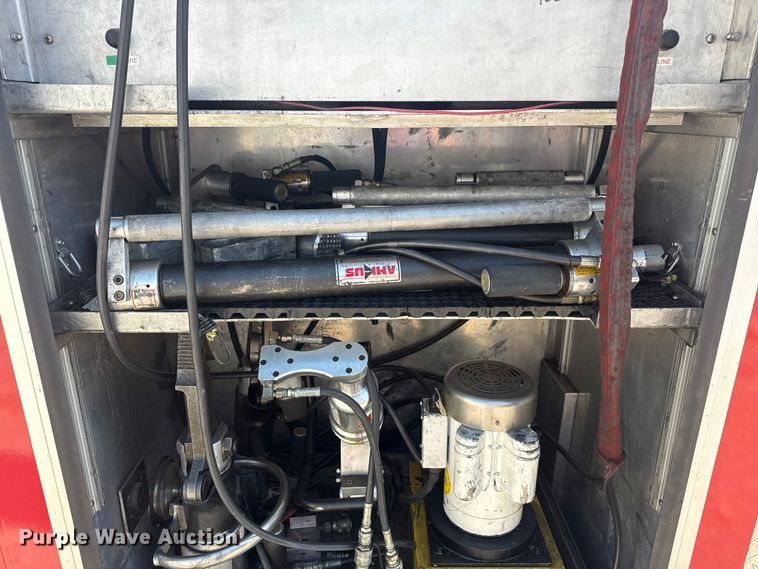 image for item EU4007 1991 Federal Motors  rescue vehicle