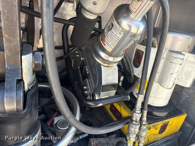 image for item EU4007 1991 Federal Motors  rescue vehicle