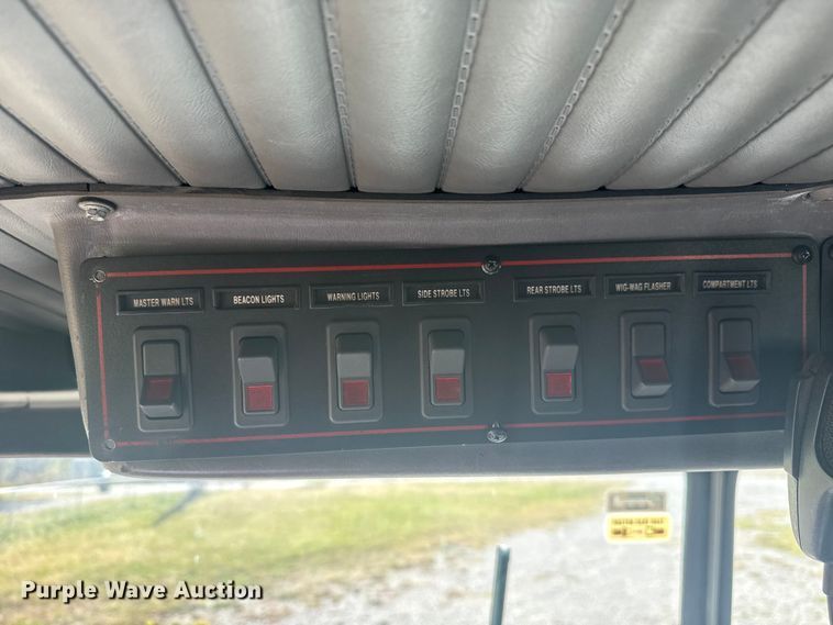 image for item EU4007 1991 Federal Motors  rescue vehicle