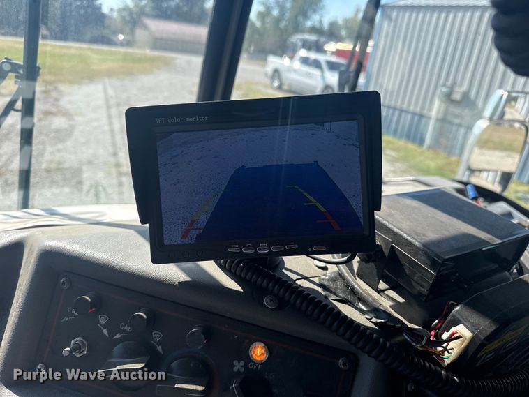 image for item EU4007 1991 Federal Motors  rescue vehicle