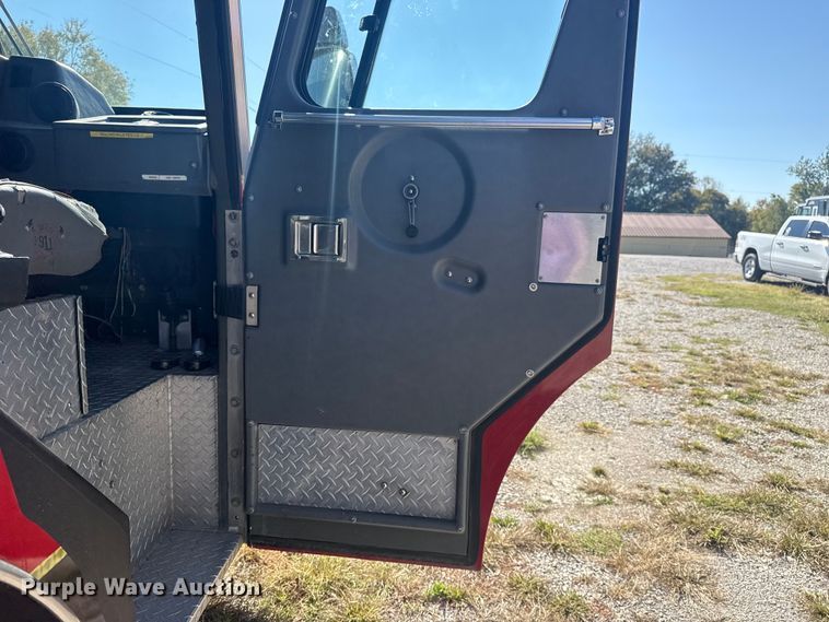 image for item EU4007 1991 Federal Motors  rescue vehicle