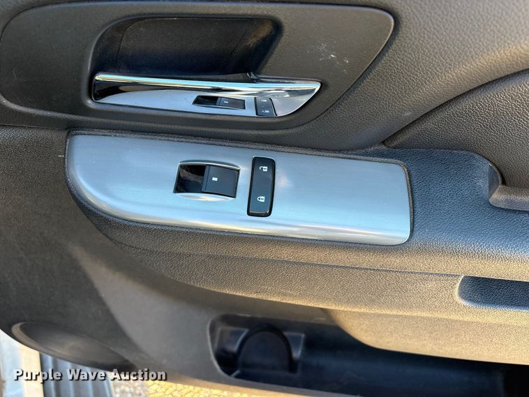 image for item EU4708 2014 Chevrolet Tahoe Police SUV