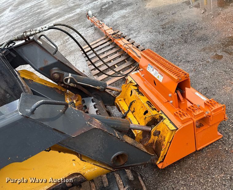 image for item EU5207 Dragon DS24 skid steer concrete screed