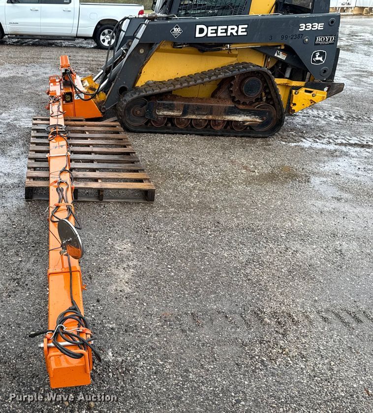 image for item EU5207 Dragon DS24 skid steer concrete screed