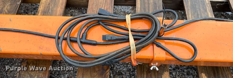 image for item EU5207 Dragon DS24 skid steer concrete screed