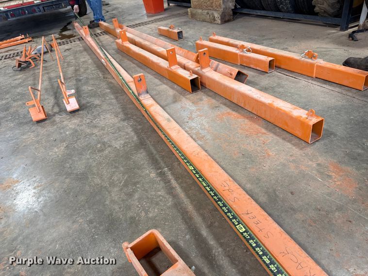 image for item EU5207 Dragon DS24 skid steer concrete screed