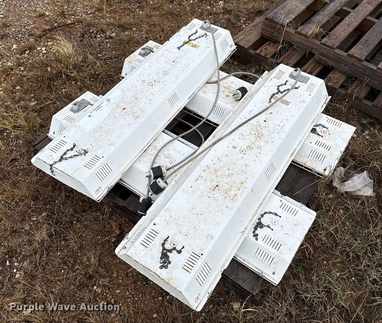 image for item EU5213 (4) Phillips Day-Brite T5 light fixtures