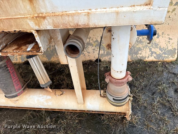 image for item EU5216 Shop built water tank bed