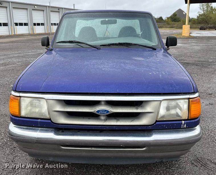 image for item EU5219 1997 Ford Ranger pickup truck