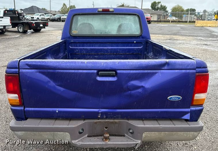 image for item EU5219 1997 Ford Ranger pickup truck