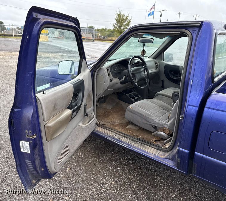 image for item EU5219 1997 Ford Ranger pickup truck