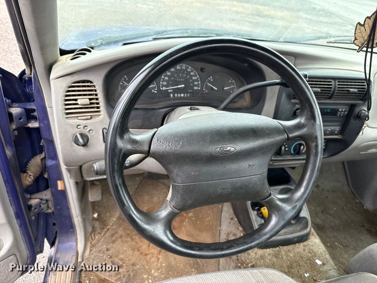 image for item EU5219 1997 Ford Ranger pickup truck