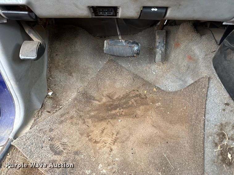 image for item EU5219 1997 Ford Ranger pickup truck