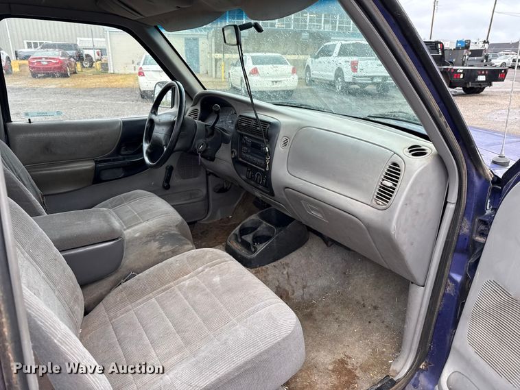 image for item EU5219 1997 Ford Ranger pickup truck