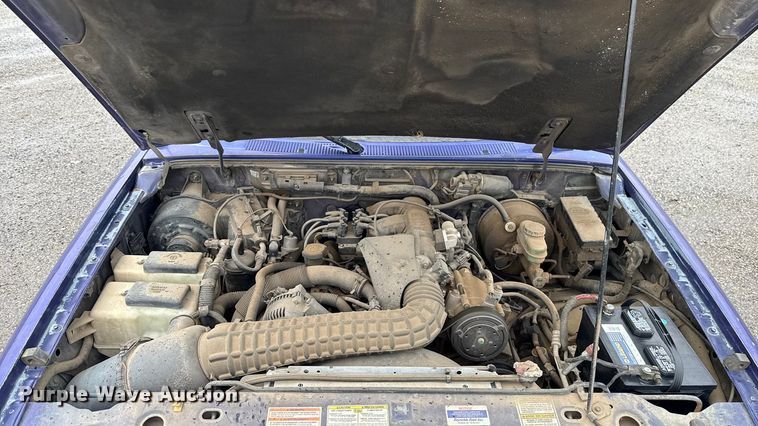 image for item EU5219 1997 Ford Ranger pickup truck