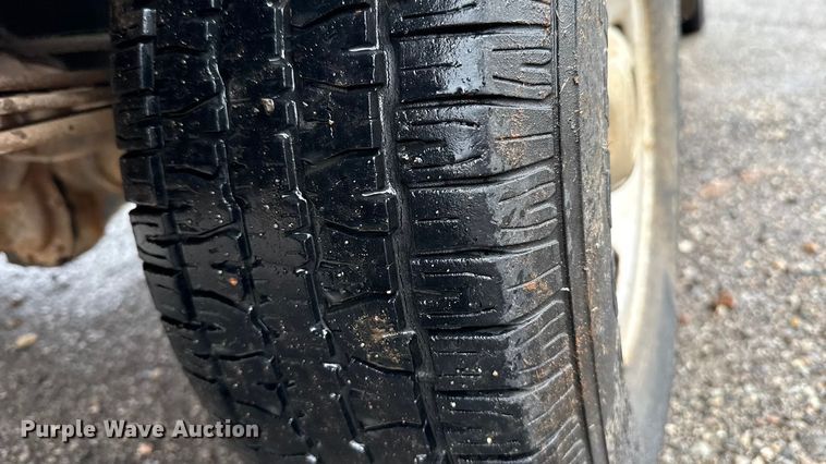 image for item EU5219 1997 Ford Ranger pickup truck