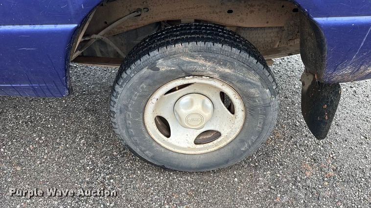 image for item EU5219 1997 Ford Ranger pickup truck