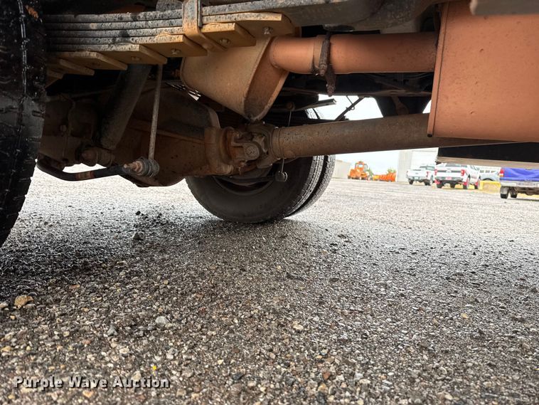 image for item EU5226 2013 Dodge Ram 3500 flatbed pickup truck