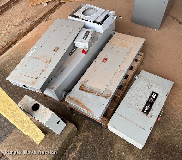 image for item EU5227 GE electrical panels