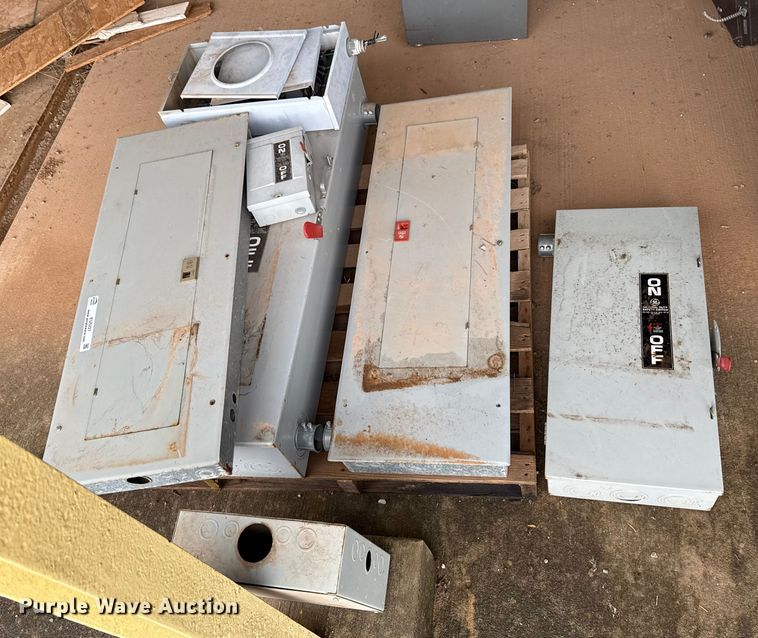 image for item EU5227 GE electrical panels