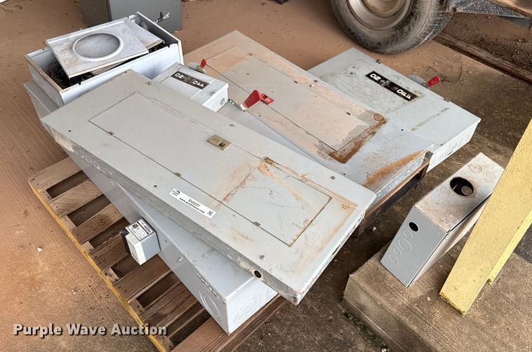 image for item EU5227 GE electrical panels