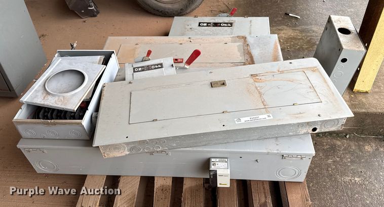 image for item EU5227 GE electrical panels