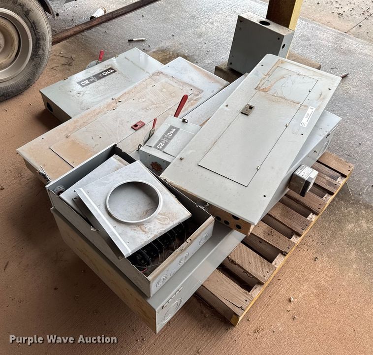 image for item EU5227 GE electrical panels