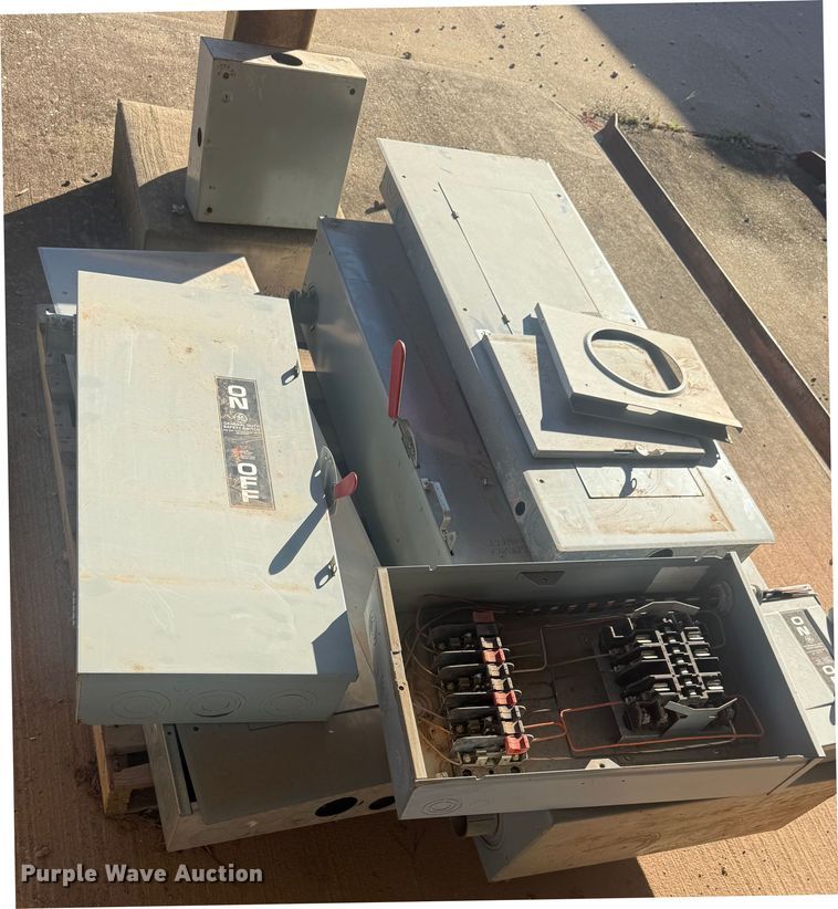 image for item EU5227 GE electrical panels