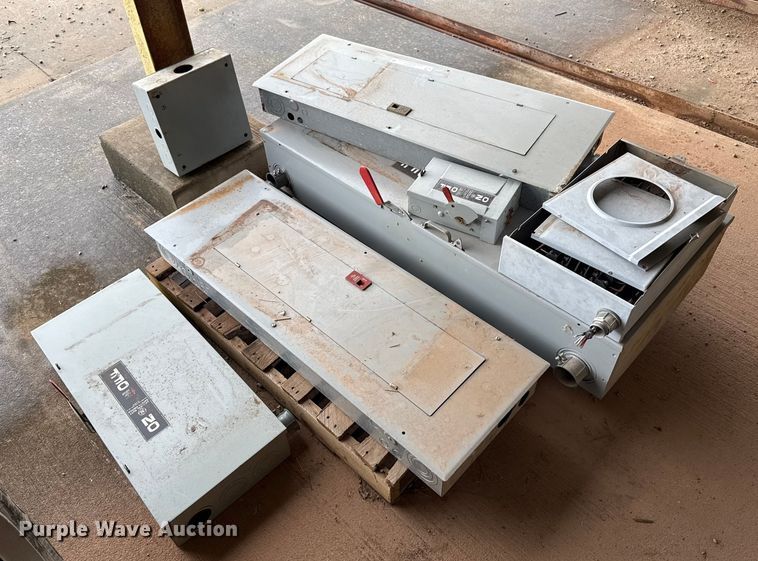 image for item EU5227 GE electrical panels