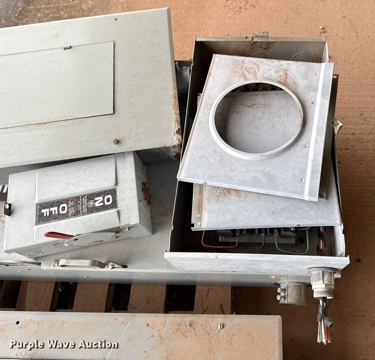 image for item EU5227 GE electrical panels