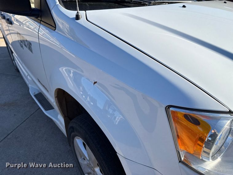 image for item EU5228 2019 Dodge Grand Caravan handicap accessible van