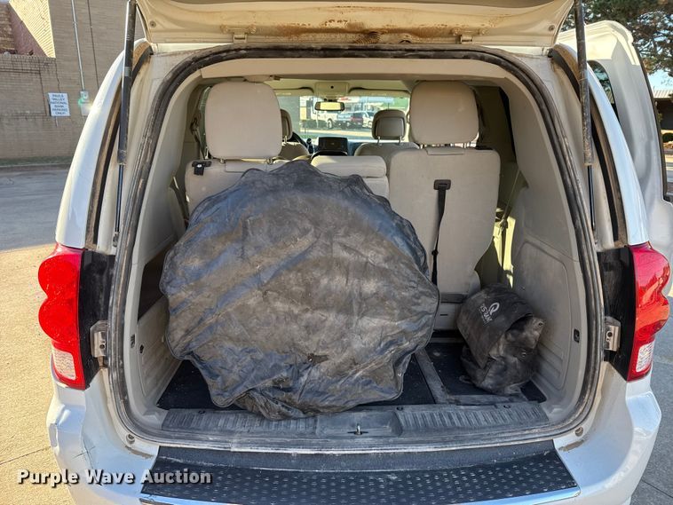 image for item EU5228 2019 Dodge Grand Caravan handicap accessible van