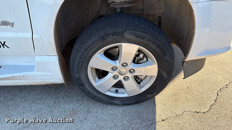 image for item EU5228 2019 Dodge Grand Caravan handicap accessible van