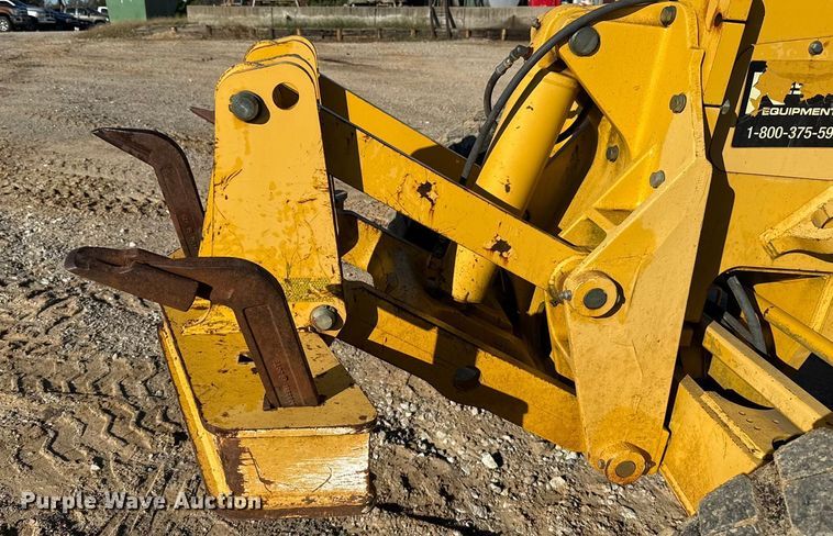 image for item EU5239 2008 John Deere 670D motor grader