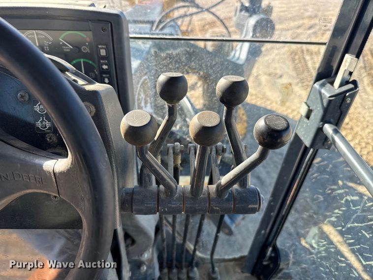 image for item EU5239 2008 John Deere 670D motor grader