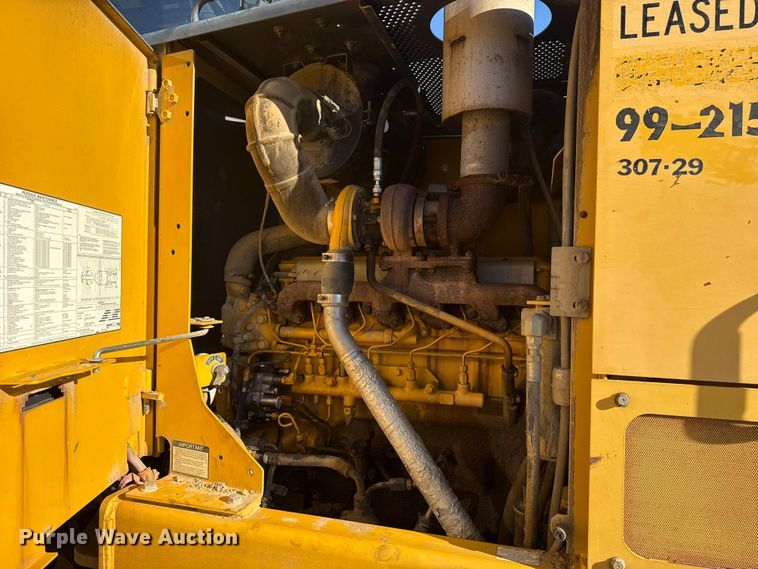 image for item EU5239 2008 John Deere 670D motor grader